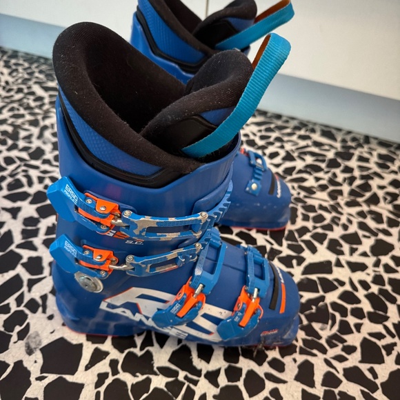 Lange ski boots - Picture 2 of 3